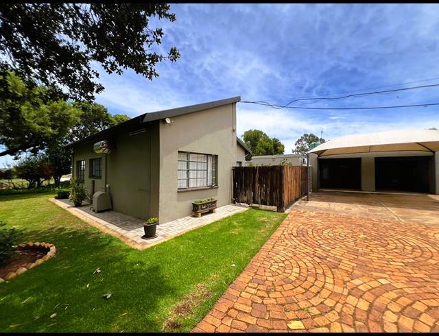 61HA FARM FOR SALE IN HELDERSTROME AH